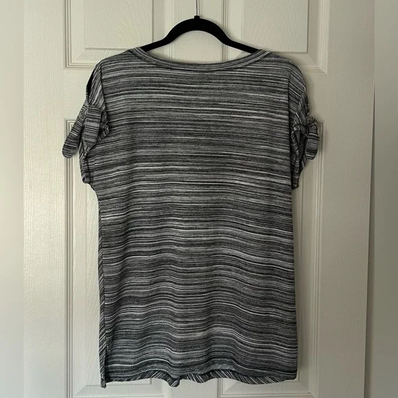 Ruby Rd. Top - Picture 8 of 11